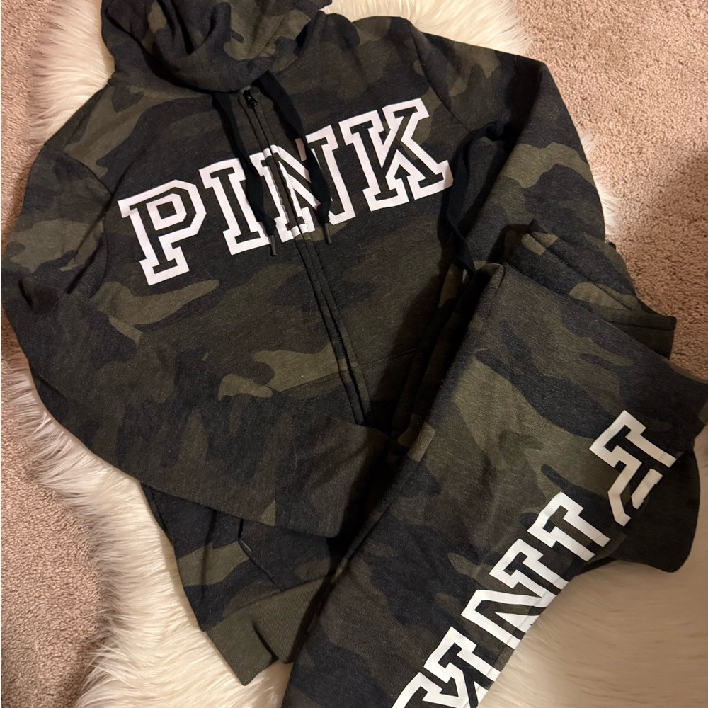 PINK Victoria's Secret Camouflage Sweatsuit Set